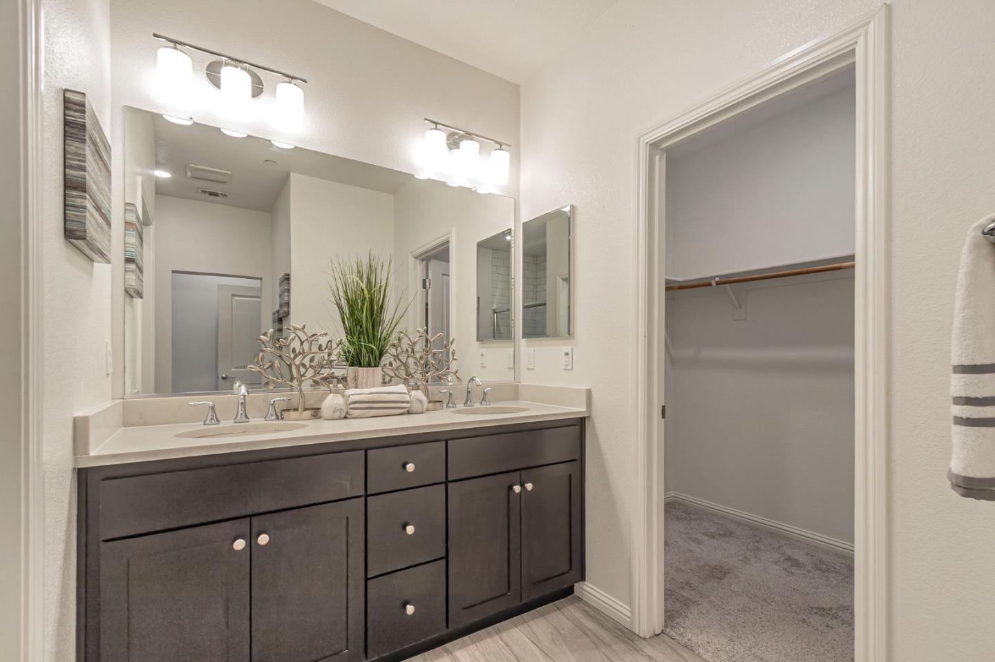 Detail Gallery Image 22 of 37 For 1906 Nevets Ln, San Jose,  CA 95133 - 3 Beds | 3 Baths