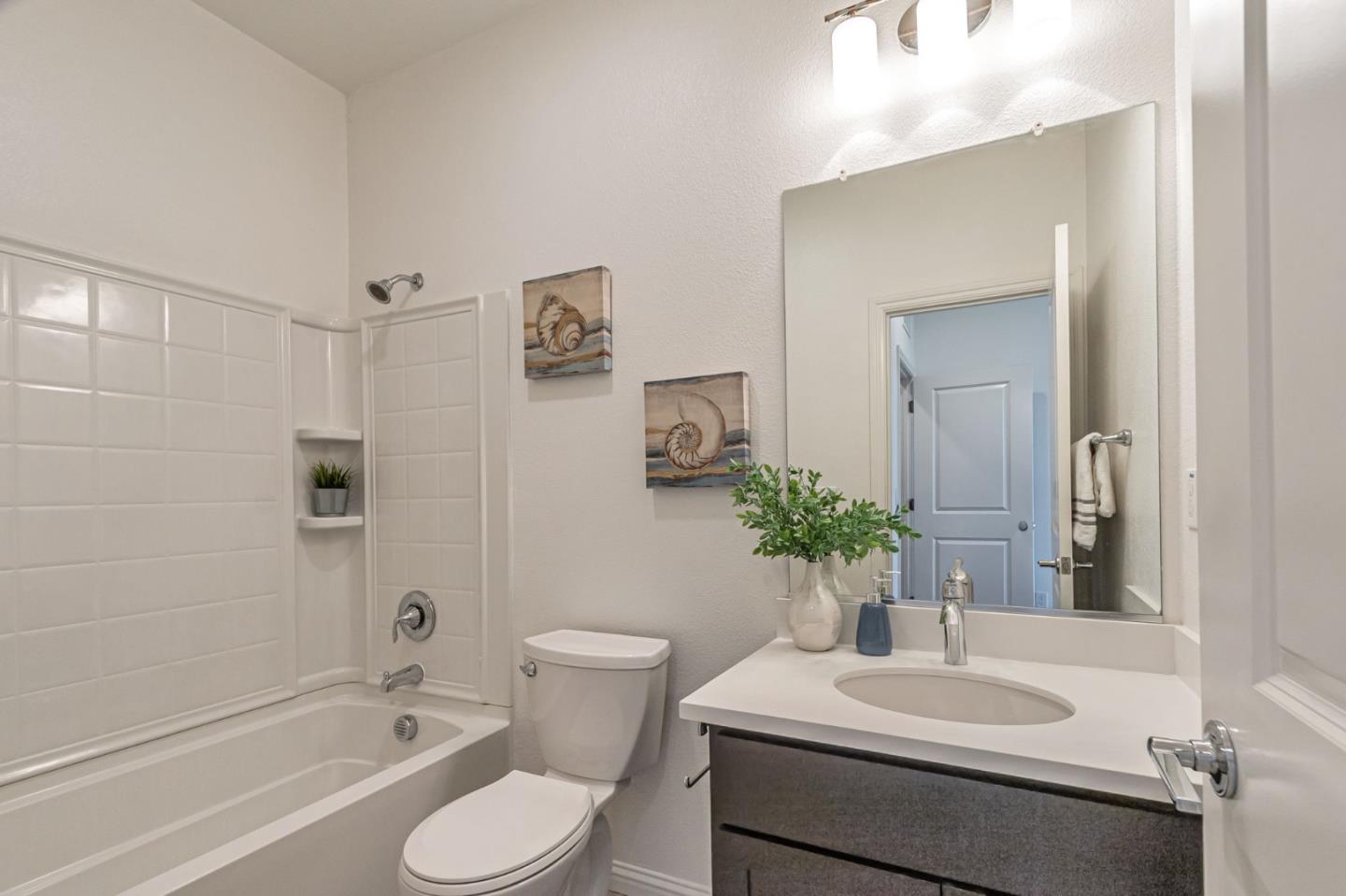 Detail Gallery Image 25 of 37 For 1906 Nevets Ln, San Jose,  CA 95133 - 3 Beds | 3 Baths