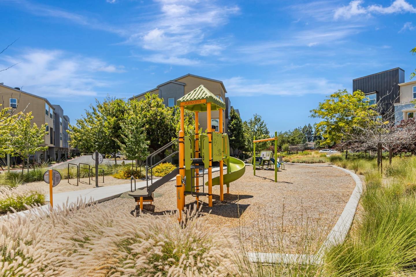 Detail Gallery Image 31 of 37 For 1906 Nevets Ln, San Jose,  CA 95133 - 3 Beds | 3 Baths