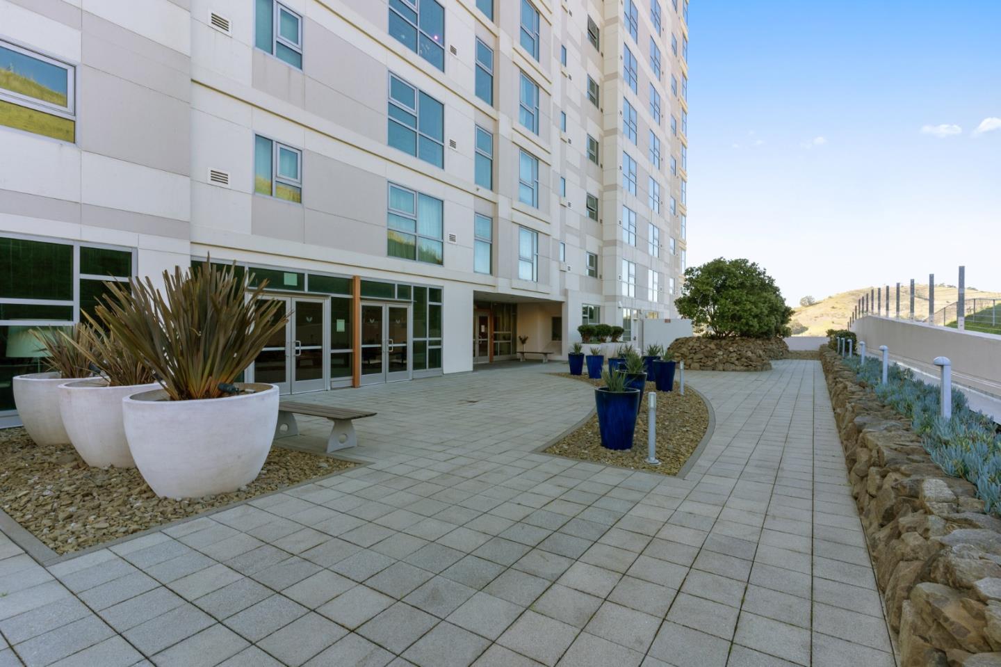 Detail Gallery Image 13 of 19 For 1 Mandalay #1701,  South San Francisco,  CA 94080 - 2 Beds | 2 Baths