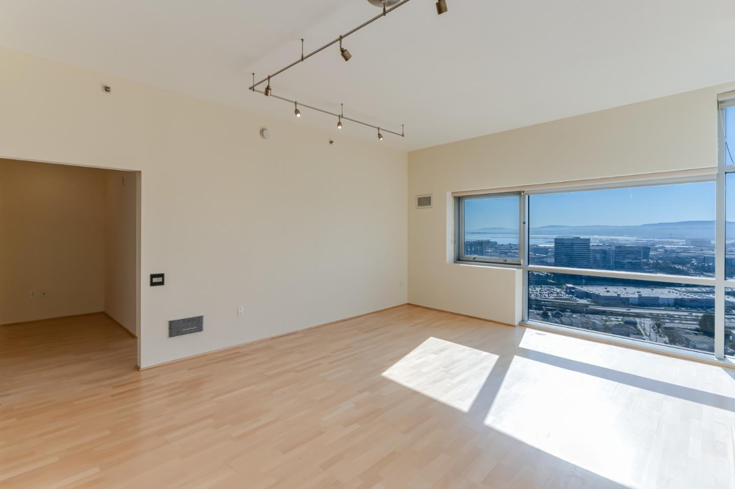 Detail Gallery Image 4 of 19 For 1 Mandalay #1701,  South San Francisco,  CA 94080 - 2 Beds | 2 Baths