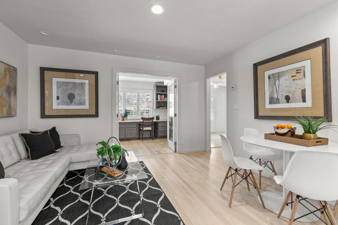 Detail Gallery Image 13 of 42 For 2982 Arguello Dr, Burlingame,  CA 94010 - 3 Beds | 2/1 Baths