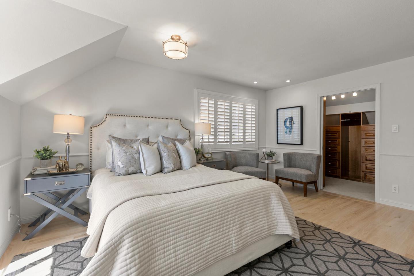 Detail Gallery Image 25 of 42 For 2982 Arguello Dr, Burlingame,  CA 94010 - 3 Beds | 2/1 Baths