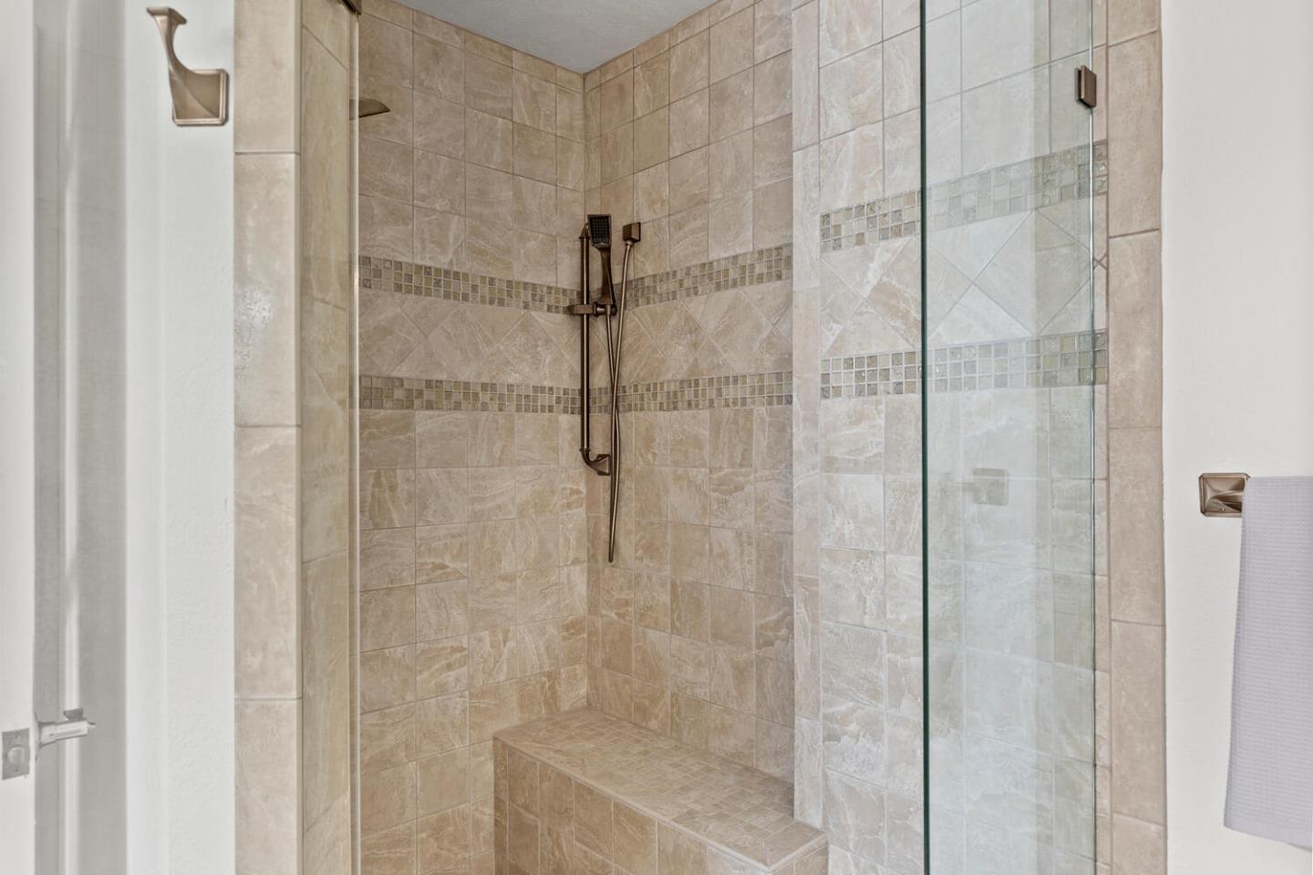 Detail Gallery Image 28 of 42 For 2982 Arguello Dr, Burlingame,  CA 94010 - 3 Beds | 2/1 Baths
