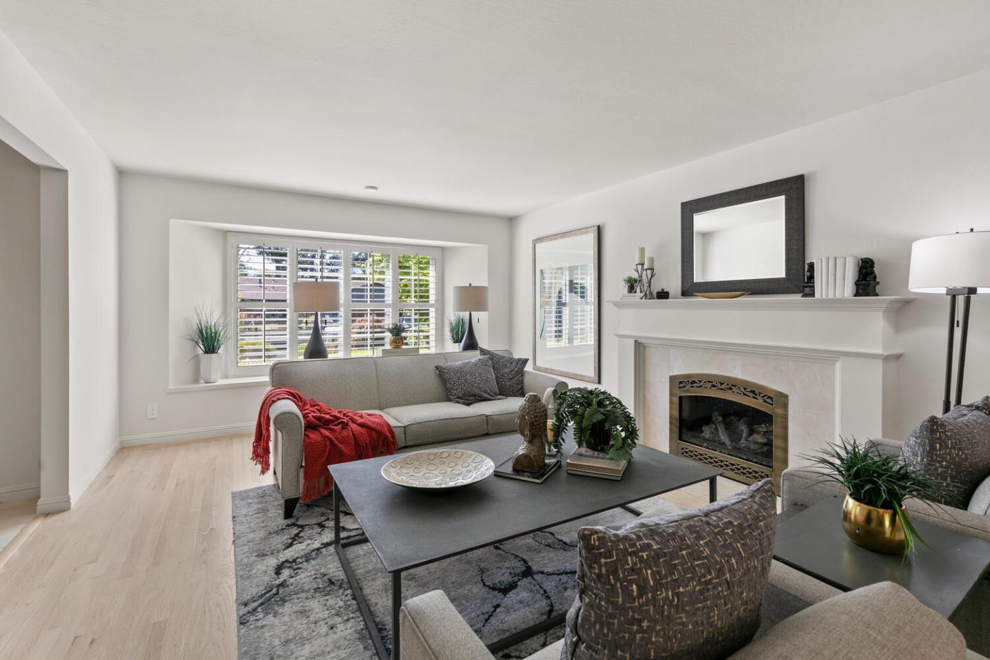 Detail Gallery Image 6 of 42 For 2982 Arguello Dr, Burlingame,  CA 94010 - 3 Beds | 2/1 Baths
