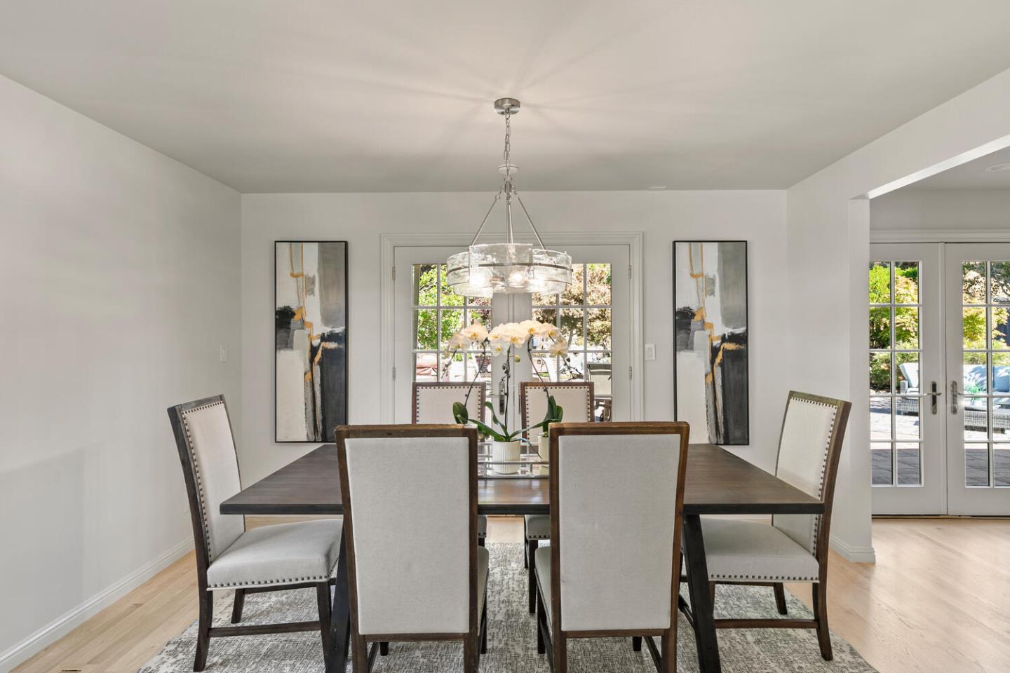 Detail Gallery Image 8 of 42 For 2982 Arguello Dr, Burlingame,  CA 94010 - 3 Beds | 2/1 Baths