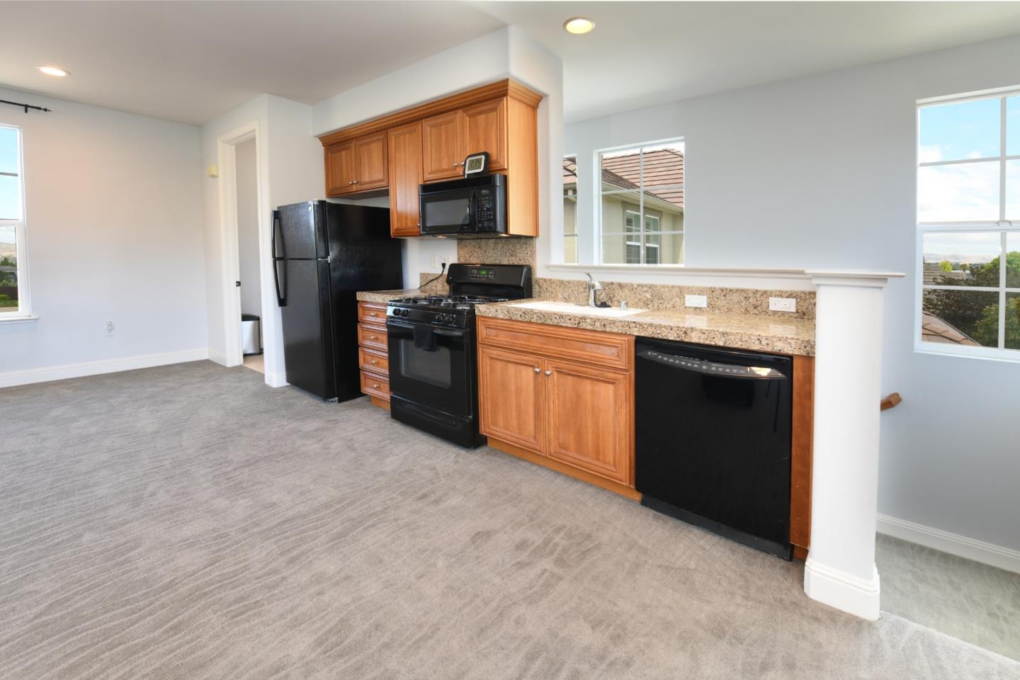 Detail Gallery Image 29 of 32 For 1322 Montrose Pl, Pleasanton,  CA 94566 - 6 Beds | 5/1 Baths