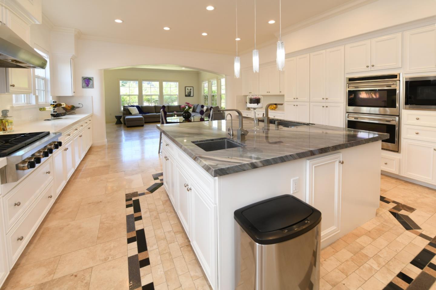 Detail Gallery Image 7 of 32 For 1322 Montrose Pl, Pleasanton,  CA 94566 - 6 Beds | 5/1 Baths
