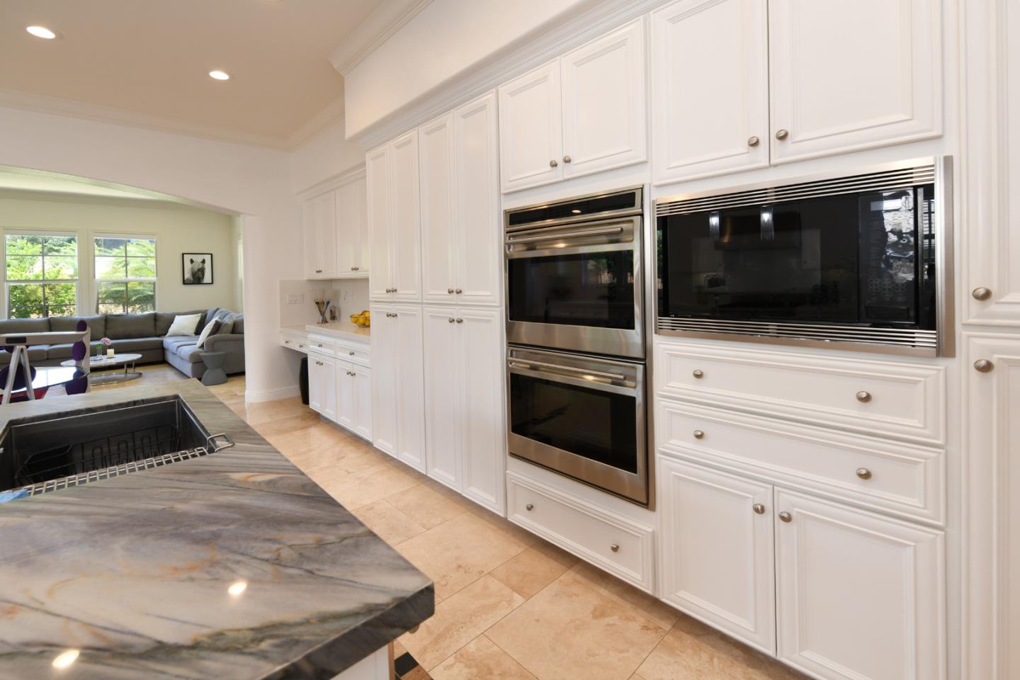 Detail Gallery Image 8 of 32 For 1322 Montrose Pl, Pleasanton,  CA 94566 - 6 Beds | 5/1 Baths