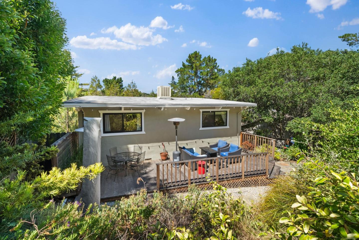 Detail Gallery Image 18 of 20 For 476 Wellington Dr, San Carlos,  CA 94070 - 3 Beds | 2/1 Baths