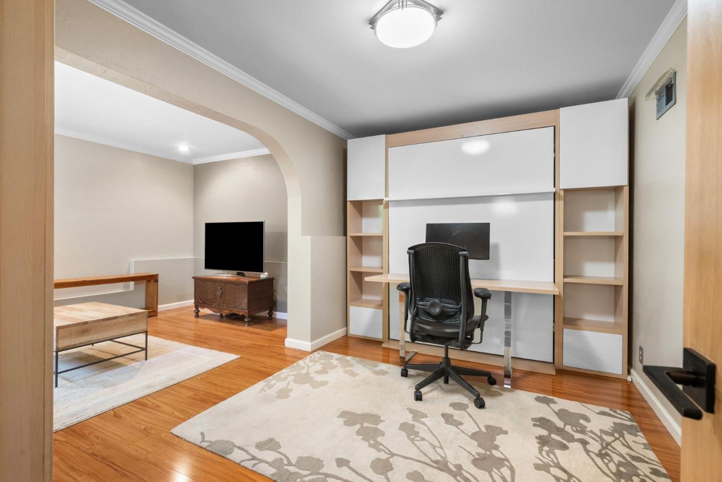 Detail Gallery Image 2 of 20 For 476 Wellington Dr, San Carlos,  CA 94070 - 3 Beds | 2/1 Baths
