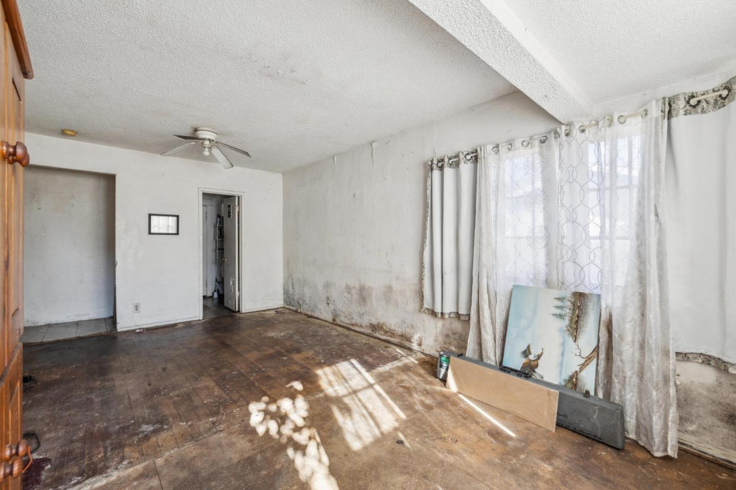 Detail Gallery Image 16 of 55 For 229 Elm St, Watsonville,  CA 95076 - 4 Beds | 1 Baths