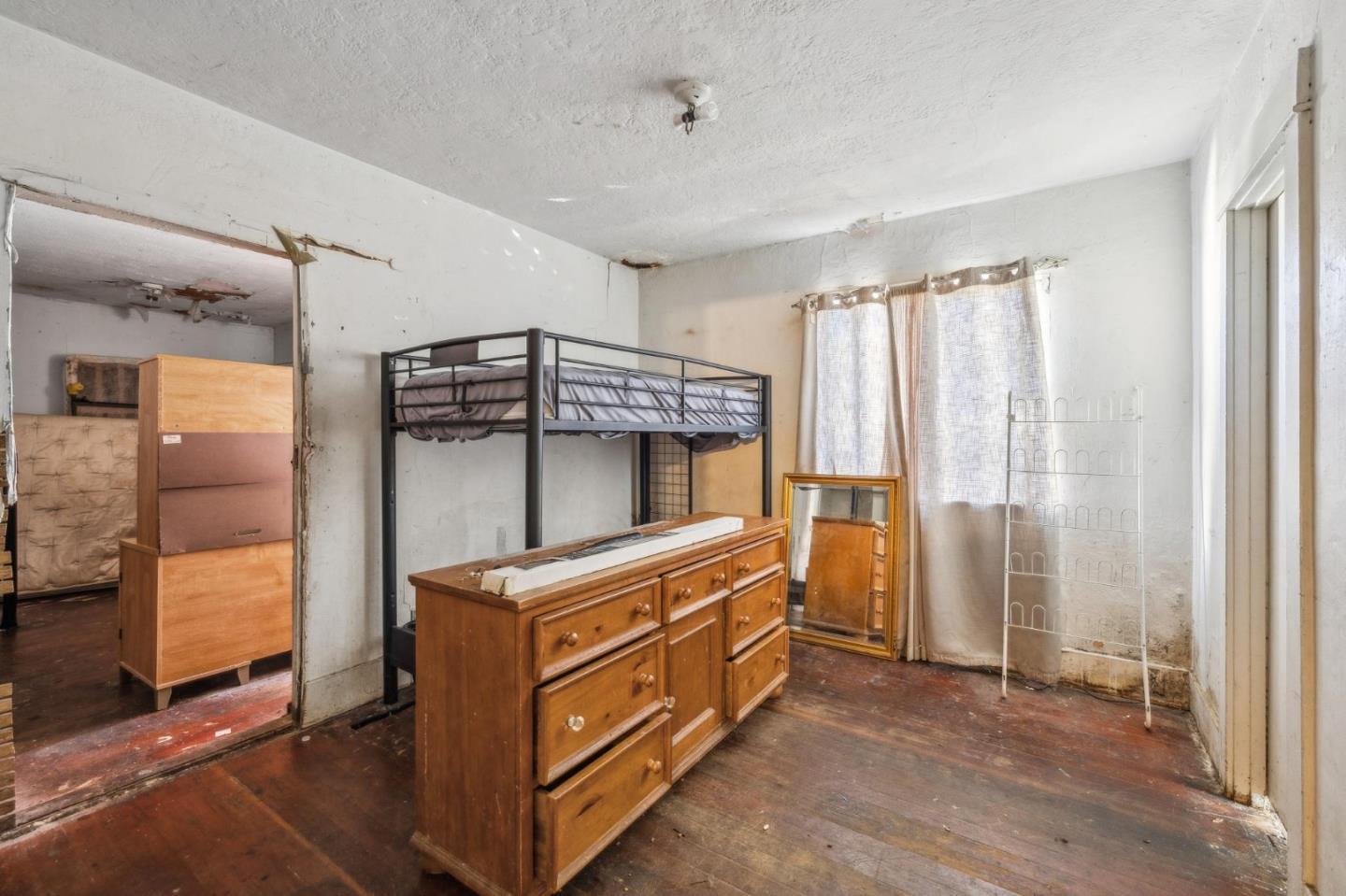 Detail Gallery Image 30 of 55 For 229 Elm St, Watsonville,  CA 95076 - 4 Beds | 1 Baths