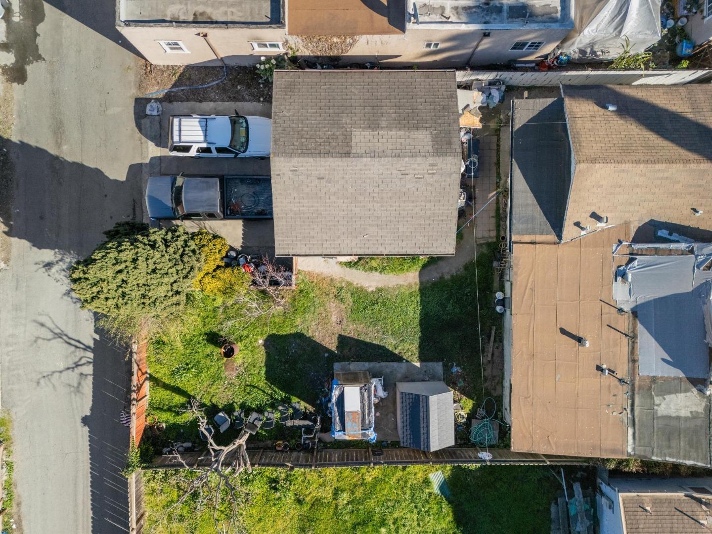 Detail Gallery Image 4 of 55 For 229 Elm St, Watsonville,  CA 95076 - 4 Beds | 1 Baths