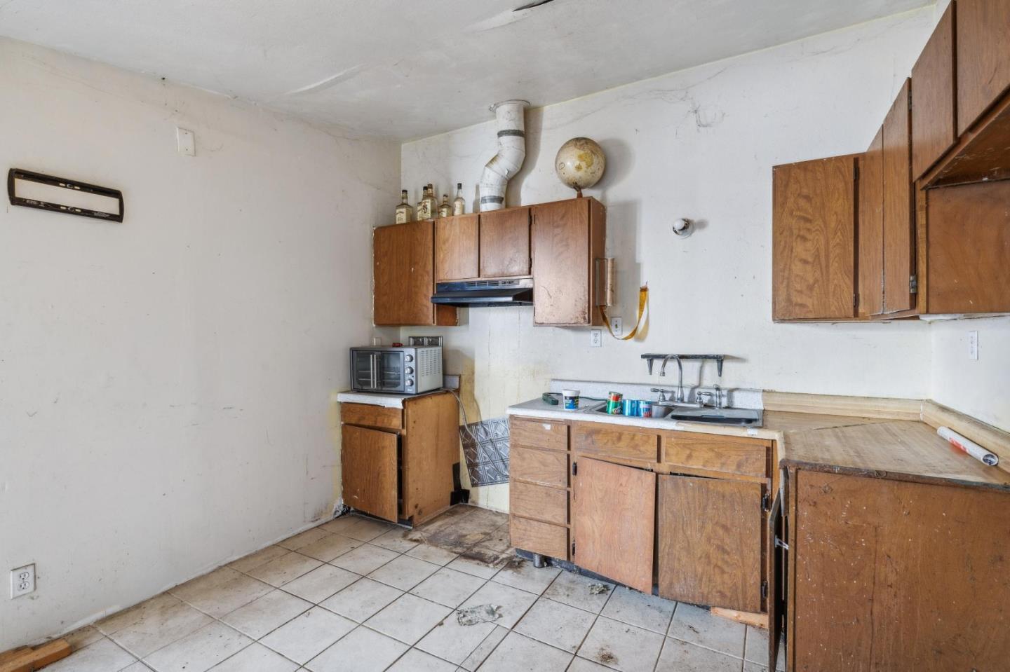 Detail Gallery Image 42 of 55 For 229 Elm St, Watsonville,  CA 95076 - 4 Beds | 1 Baths