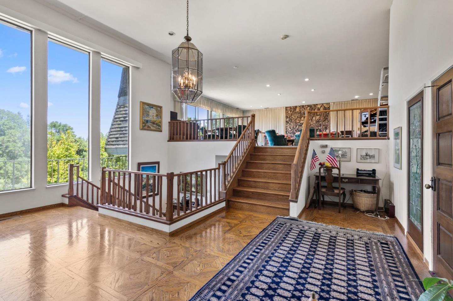 Detail Gallery Image 10 of 41 For 11027 Eastbrook Ave, Los Altos,  CA 94024 - 4 Beds | 3/2 Baths