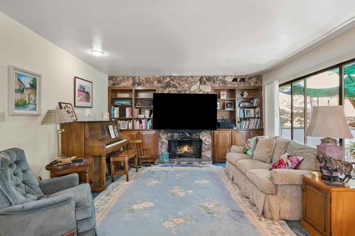 Detail Gallery Image 20 of 41 For 11027 Eastbrook Ave, Los Altos,  CA 94024 - 4 Beds | 3/2 Baths