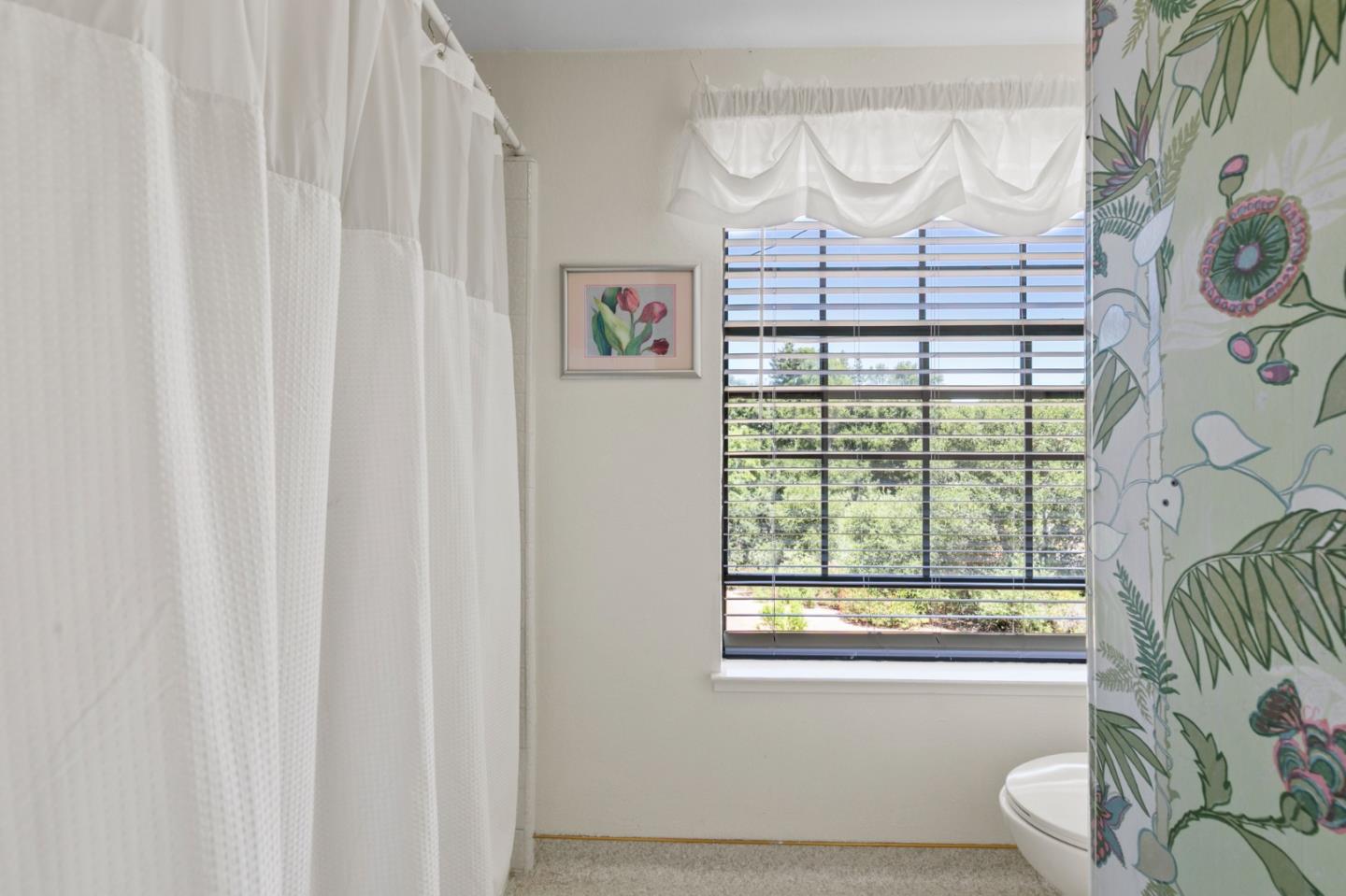 Detail Gallery Image 28 of 41 For 11027 Eastbrook Ave, Los Altos,  CA 94024 - 4 Beds | 3/2 Baths