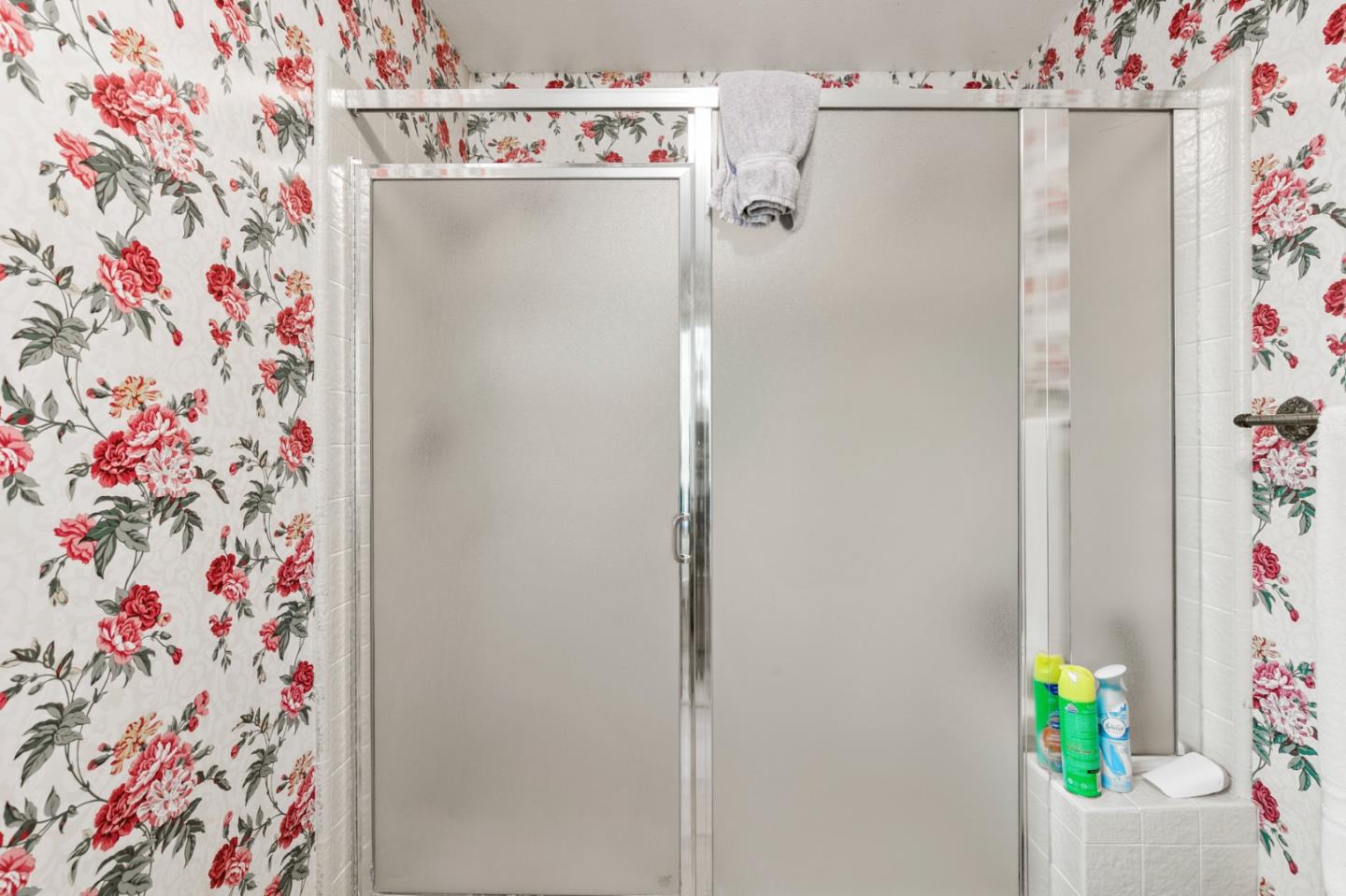 Detail Gallery Image 38 of 41 For 11027 Eastbrook Ave, Los Altos,  CA 94024 - 4 Beds | 3/2 Baths