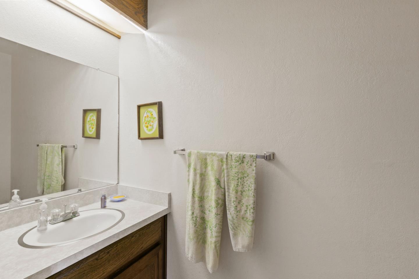Detail Gallery Image 40 of 41 For 11027 Eastbrook Ave, Los Altos,  CA 94024 - 4 Beds | 3/2 Baths