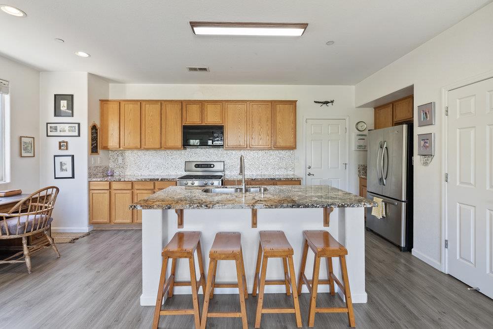 Detail Gallery Image 19 of 54 For 344 Tuscany Way, Greenfield,  CA 93927 - 5 Beds | 3 Baths