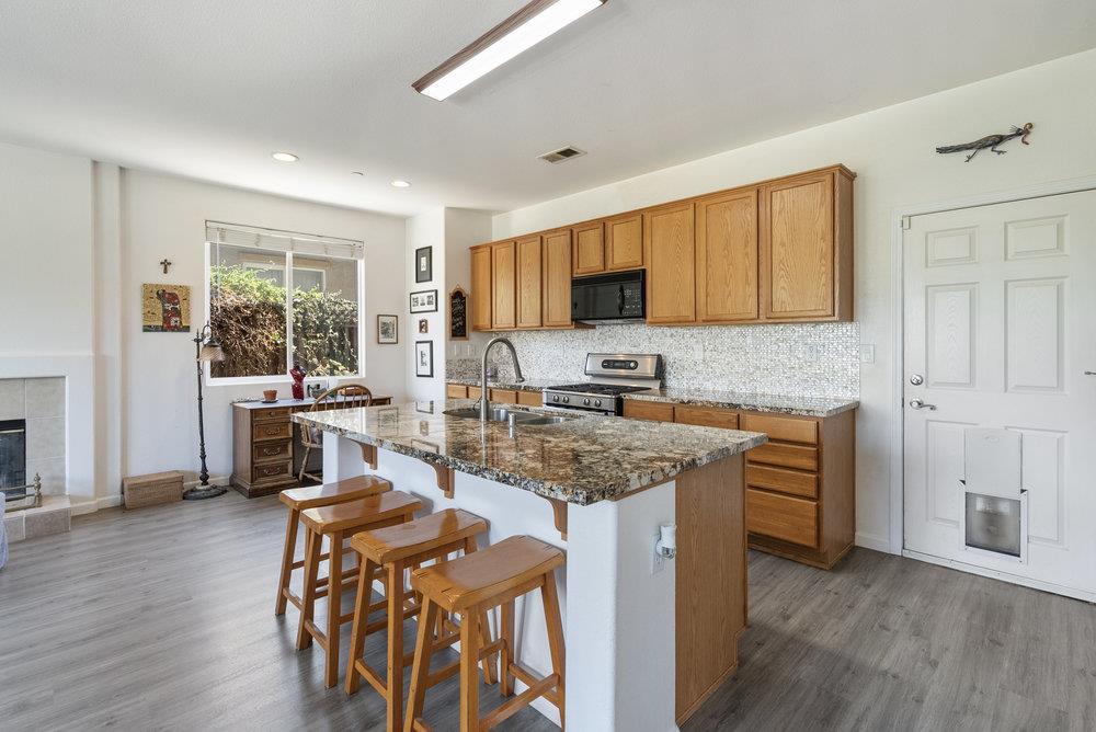 Detail Gallery Image 21 of 54 For 344 Tuscany Way, Greenfield,  CA 93927 - 5 Beds | 3 Baths