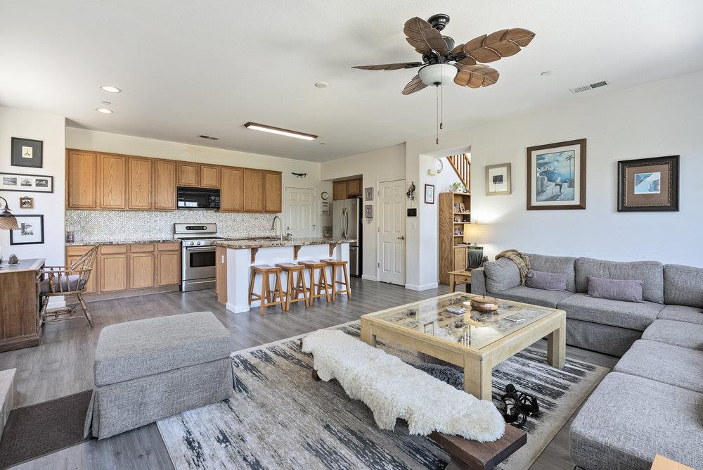 Detail Gallery Image 27 of 54 For 344 Tuscany Way, Greenfield,  CA 93927 - 5 Beds | 3 Baths