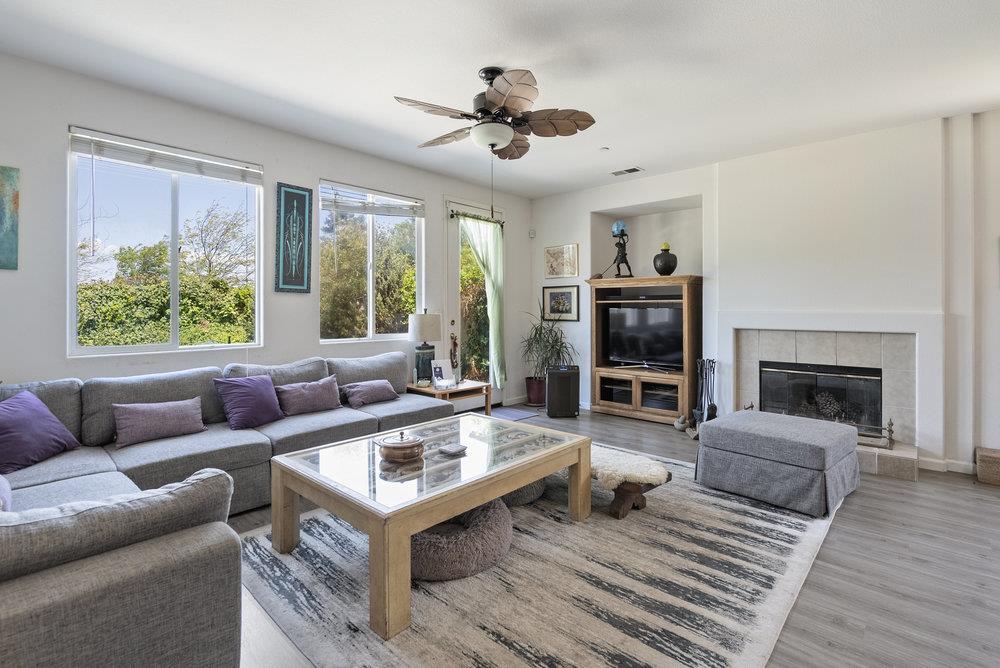Detail Gallery Image 28 of 54 For 344 Tuscany Way, Greenfield,  CA 93927 - 5 Beds | 3 Baths