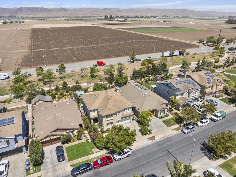 Detail Gallery Image 5 of 54 For 344 Tuscany Way, Greenfield,  CA 93927 - 5 Beds | 3 Baths