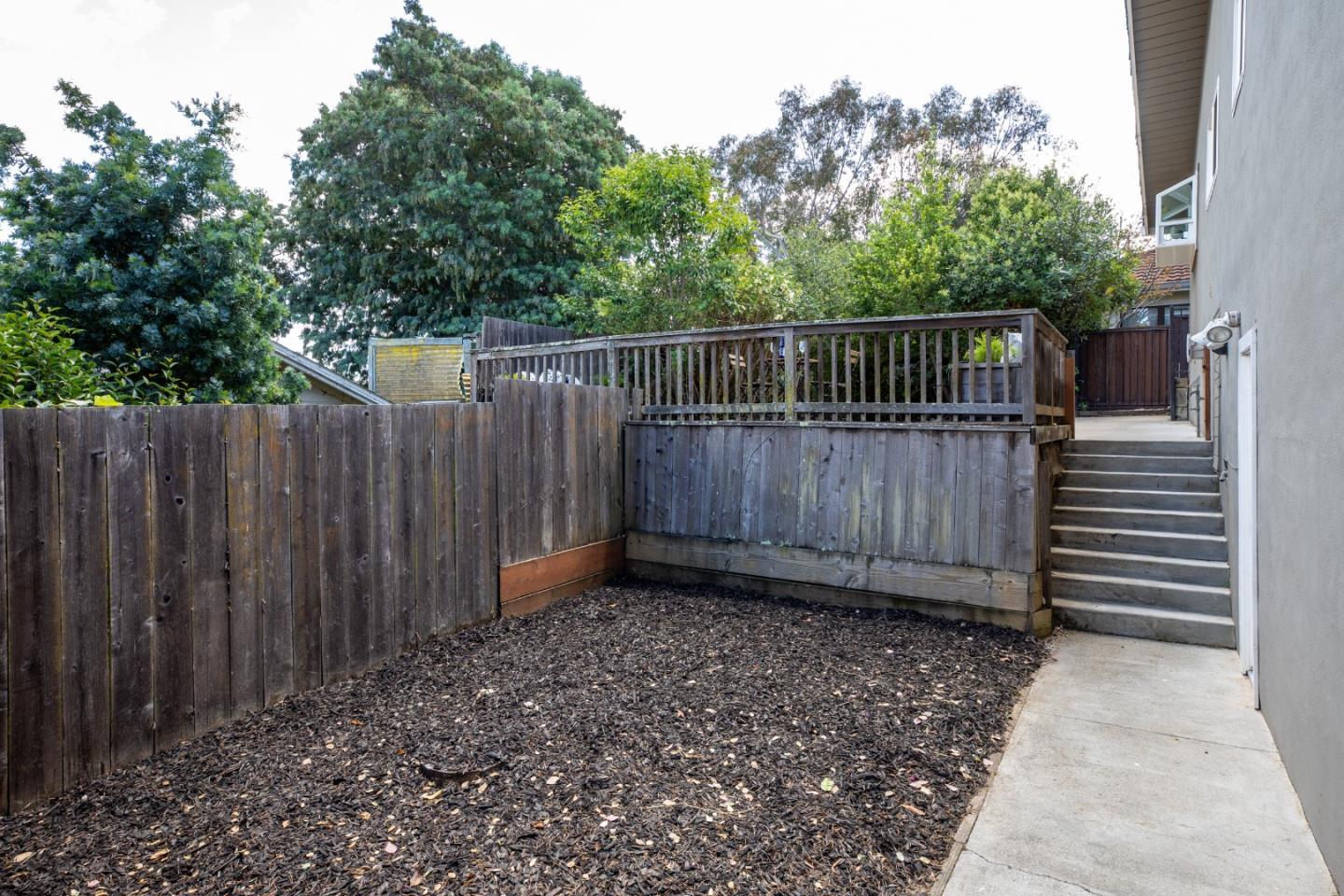 Detail Gallery Image 21 of 21 For 2910 Sherwood Dr, San Carlos,  CA 94070 - 3 Beds | 3 Baths