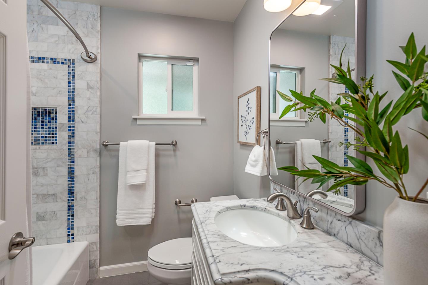 Detail Gallery Image 26 of 38 For 1700 Holt Ave, Los Altos,  CA 94024 - 3 Beds | 2 Baths