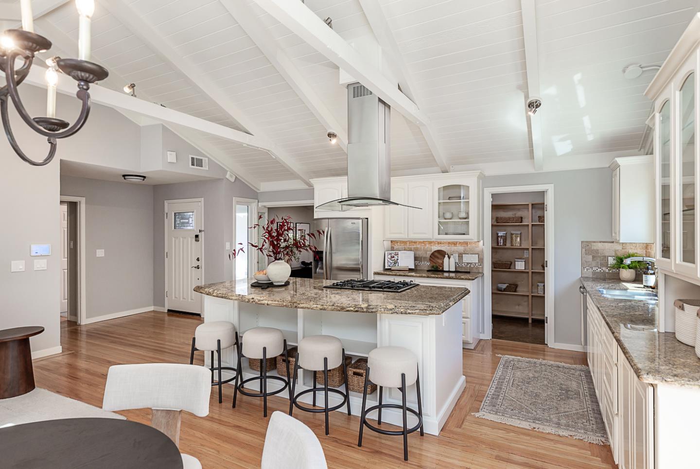 Detail Gallery Image 6 of 38 For 1700 Holt Ave, Los Altos,  CA 94024 - 3 Beds | 2 Baths
