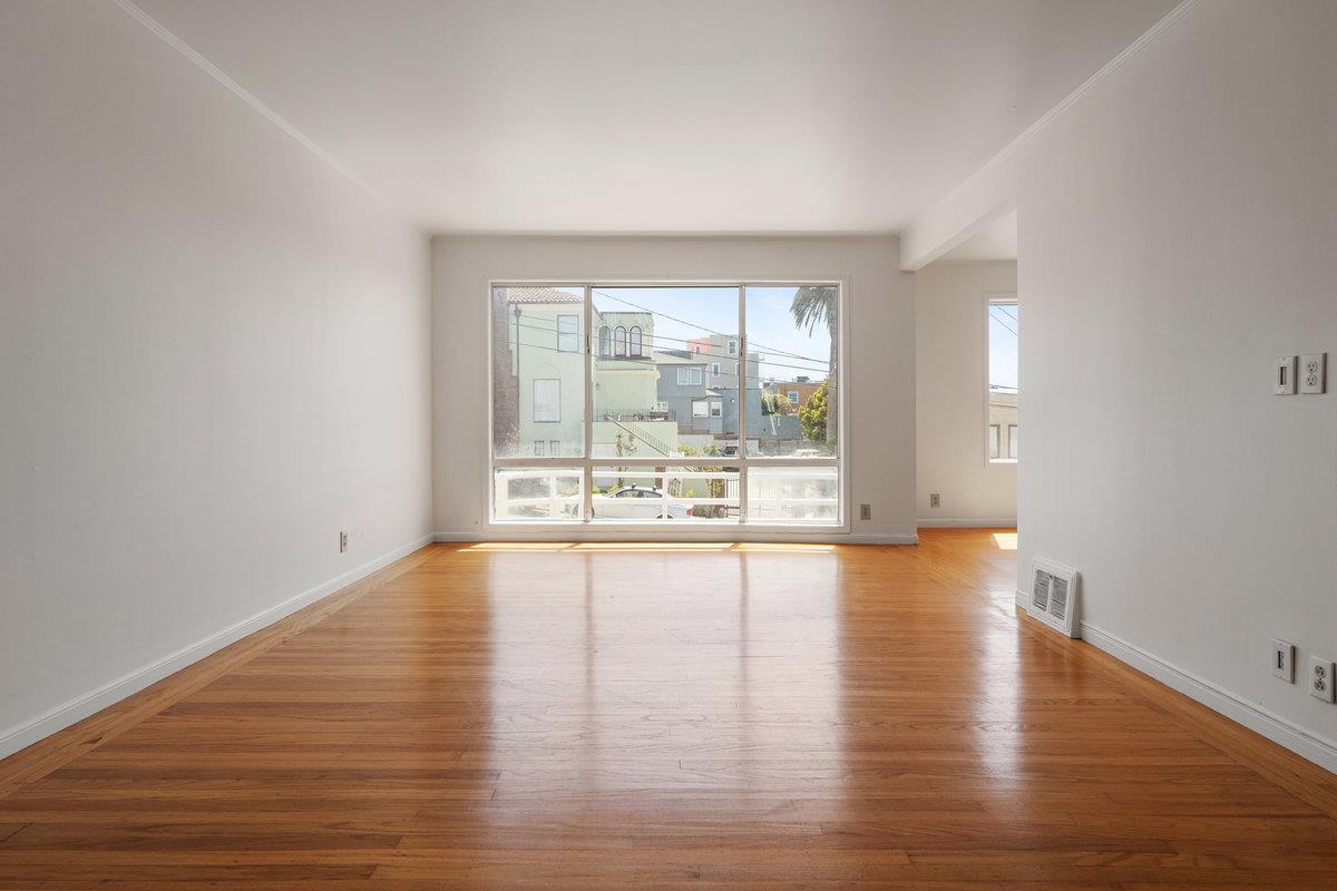 Detail Gallery Image 5 of 22 For 509 44th Ave, San Francisco,  CA 94121 - – Beds | – Baths