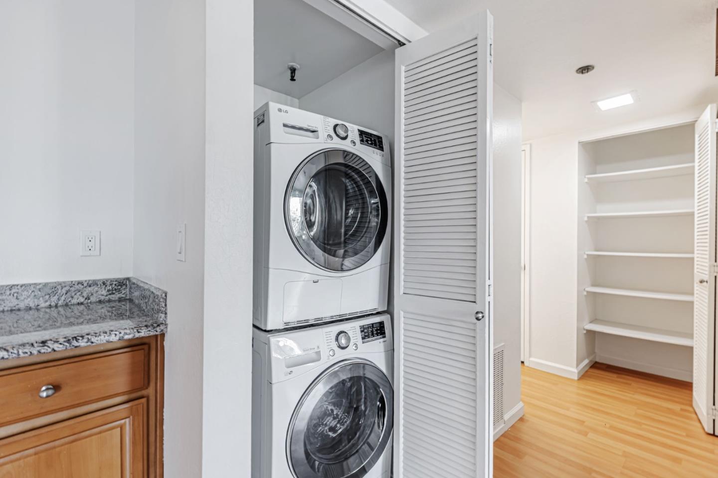 Detail Gallery Image 16 of 38 For 49 Showers Dr #W203,  Mountain View,  CA 94040 - 2 Beds | 2 Baths