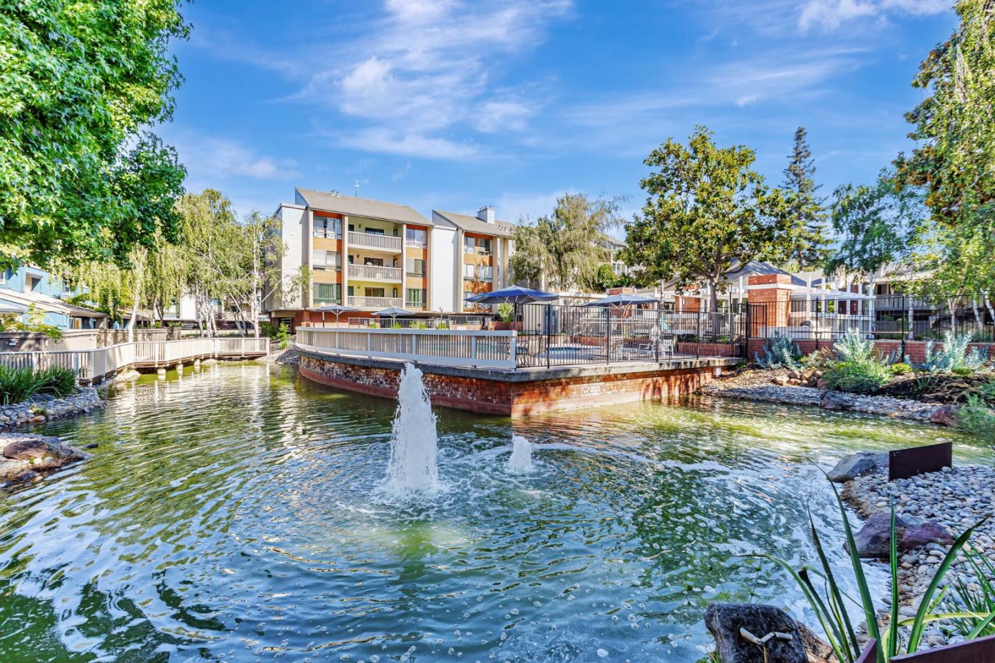 Detail Gallery Image 33 of 38 For 49 Showers Dr #W203,  Mountain View,  CA 94040 - 2 Beds | 2 Baths