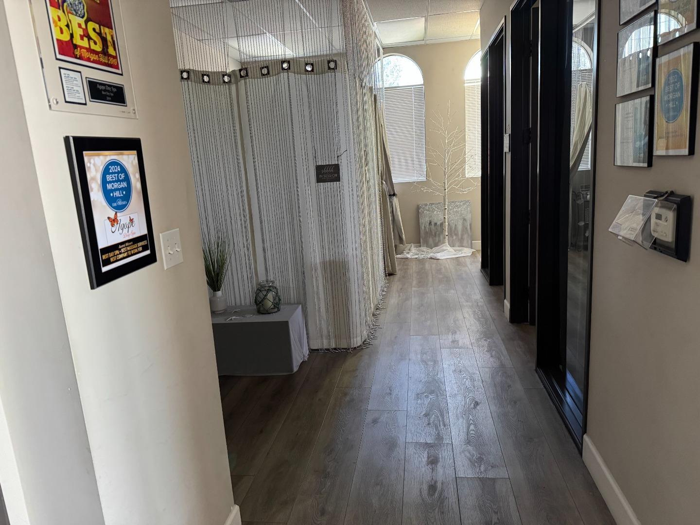 Detail Gallery Image 6 of 11 For 16270 Monterey Rd, Morgan Hill,  CA 95037 - – Beds | – Baths