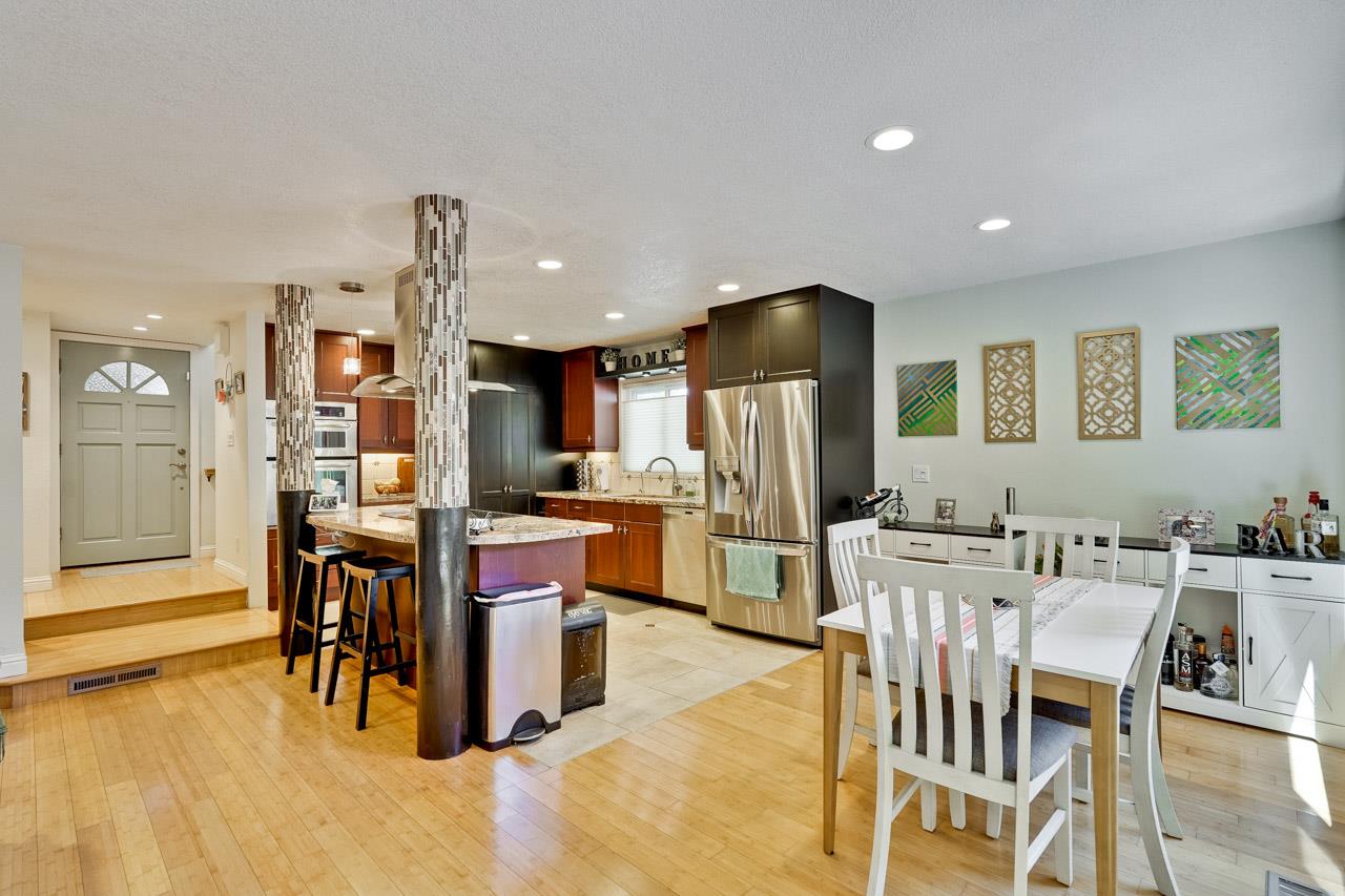 Detail Gallery Image 14 of 41 For 7102 Point Dunes Ct, San Jose,  CA 95139 - 3 Beds | 3 Baths
