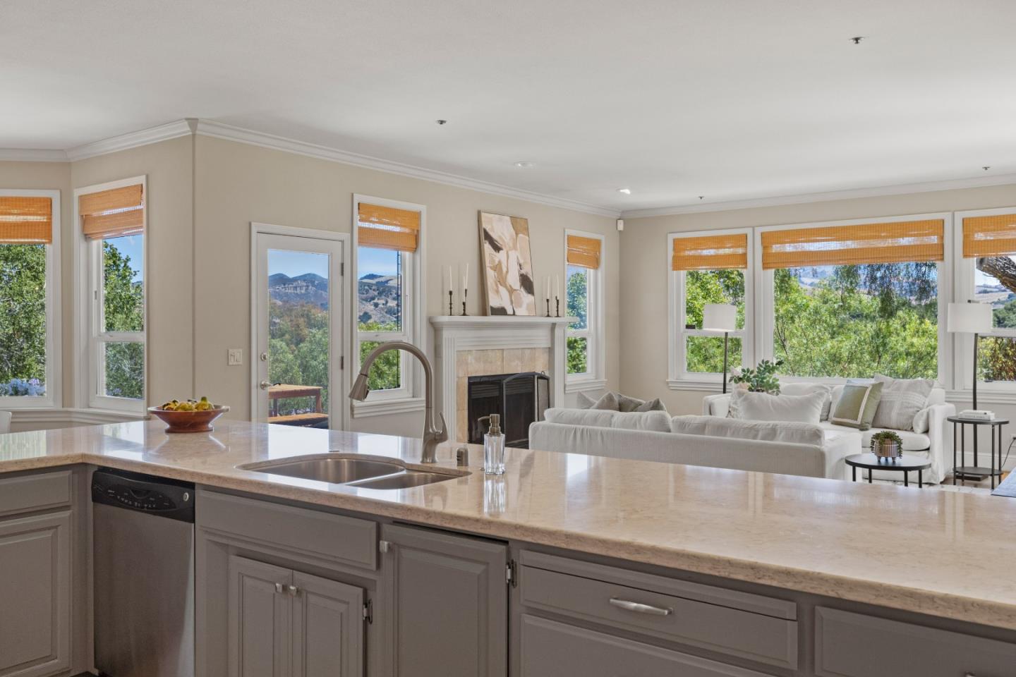 Detail Gallery Image 7 of 43 For 25317 Camino De Chamisal, Corral De Tierra,  CA 93908 - 4 Beds | 3 Baths