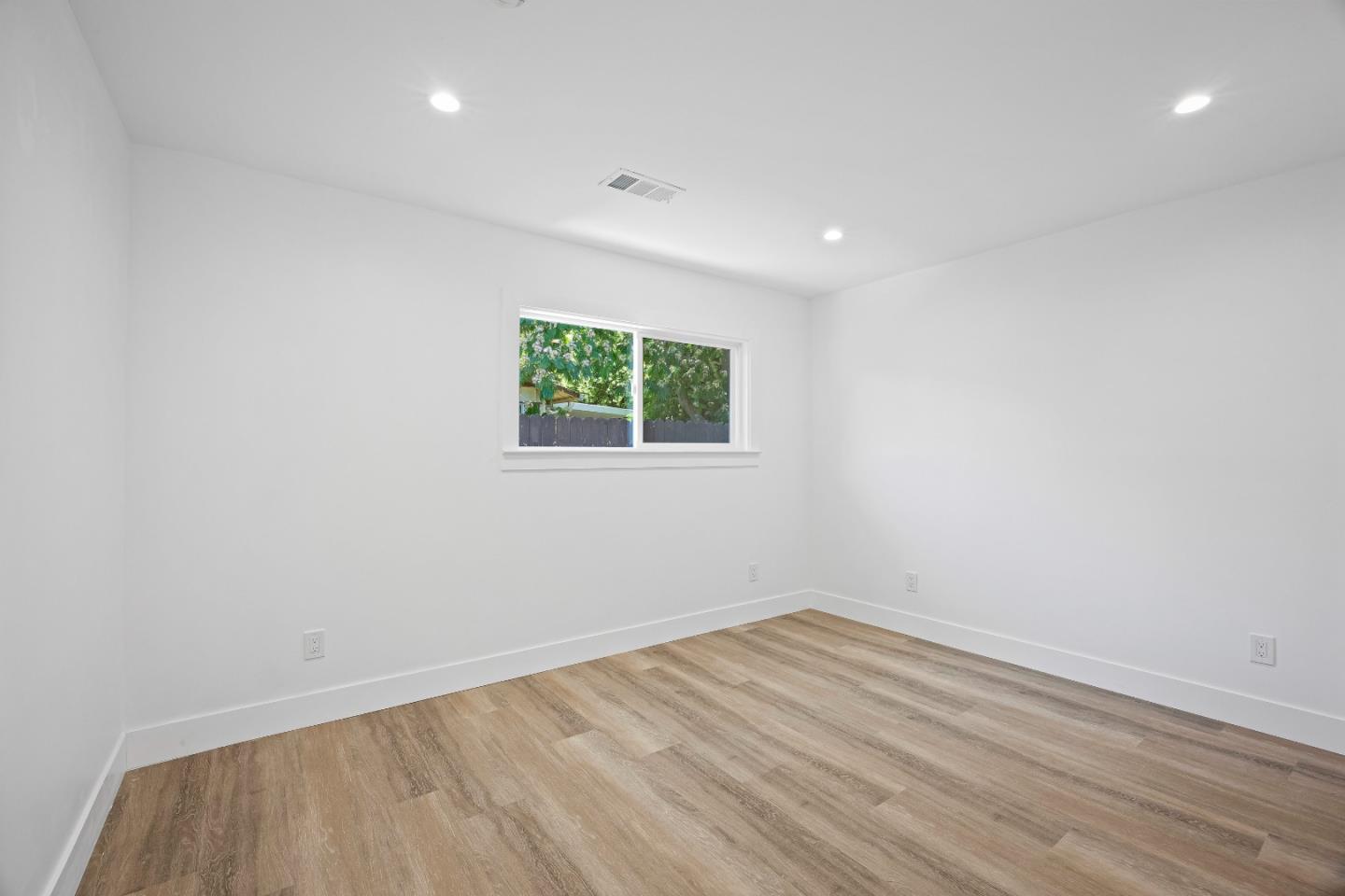 Detail Gallery Image 45 of 53 For 1133 Crowe Pl, Concord,  CA 94518 - 3 Beds | 2 Baths