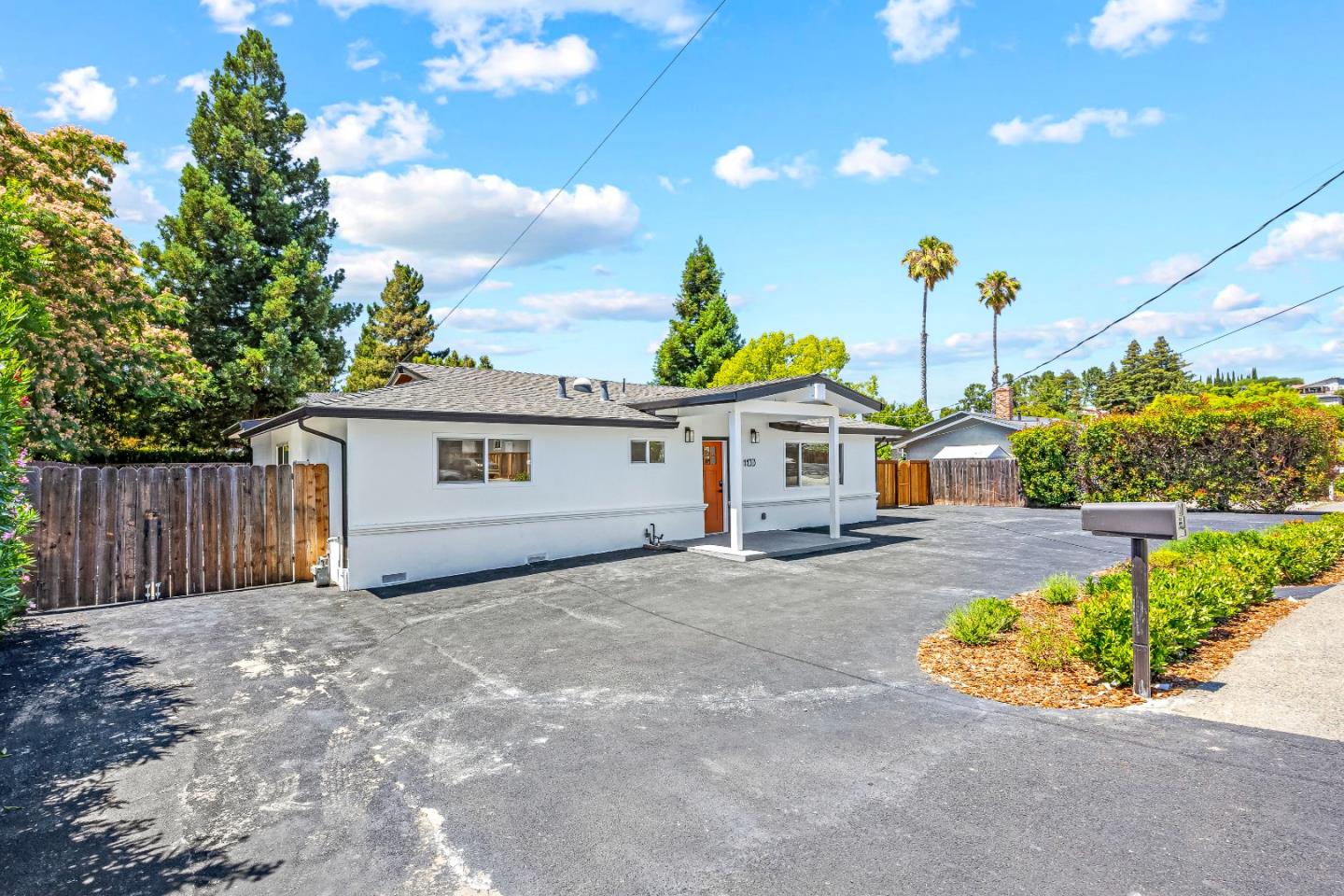 Detail Gallery Image 5 of 53 For 1133 Crowe Pl, Concord,  CA 94518 - 3 Beds | 2 Baths