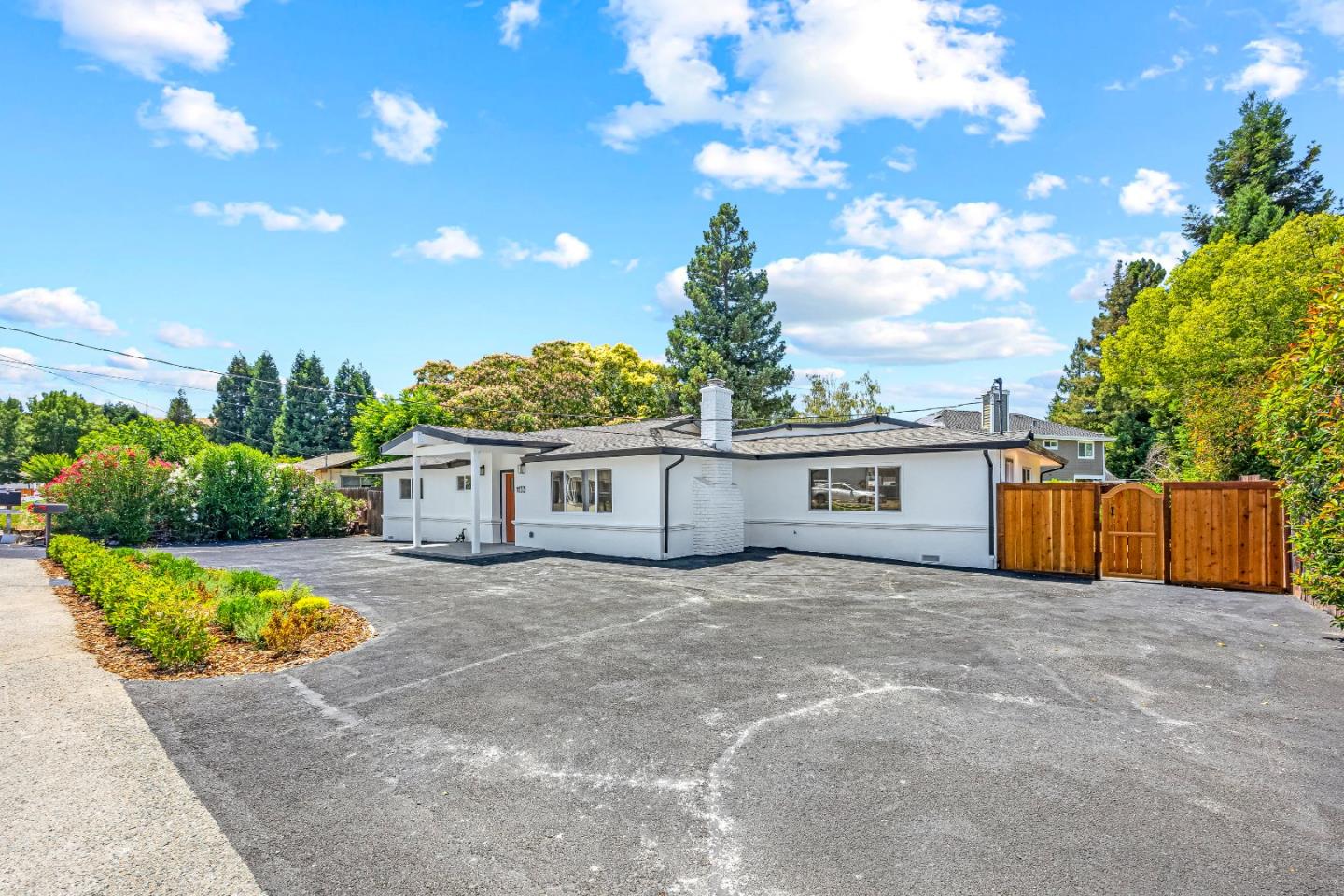 Detail Gallery Image 6 of 53 For 1133 Crowe Pl, Concord,  CA 94518 - 3 Beds | 2 Baths