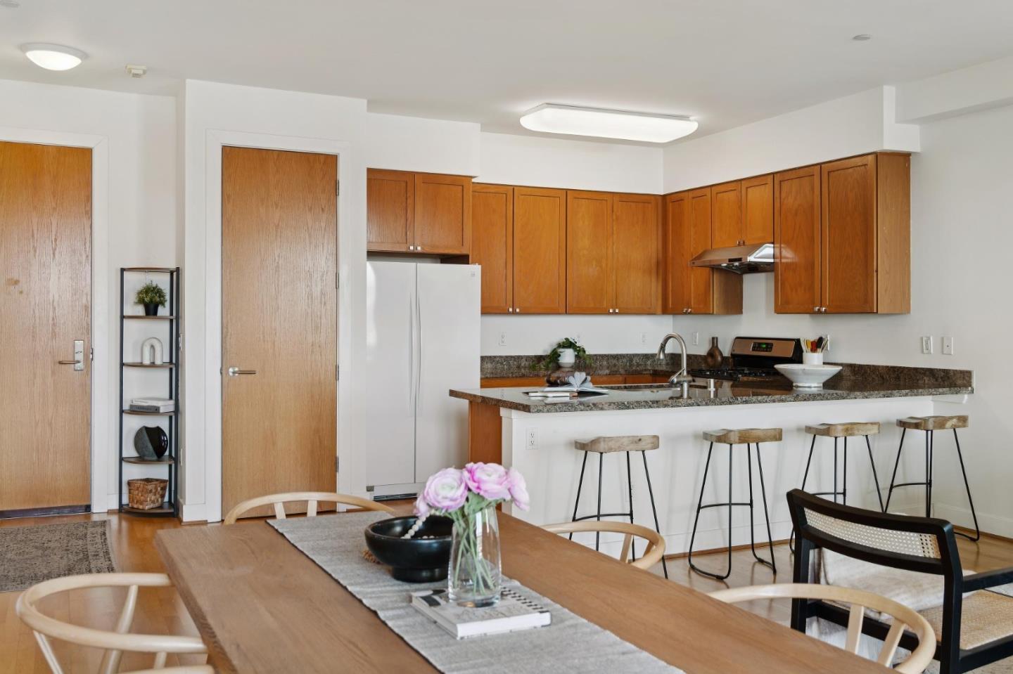 Detail Gallery Image 11 of 41 For 1020 Jackson St #502,  Oakland,  CA 94607 - 1 Beds | 1 Baths