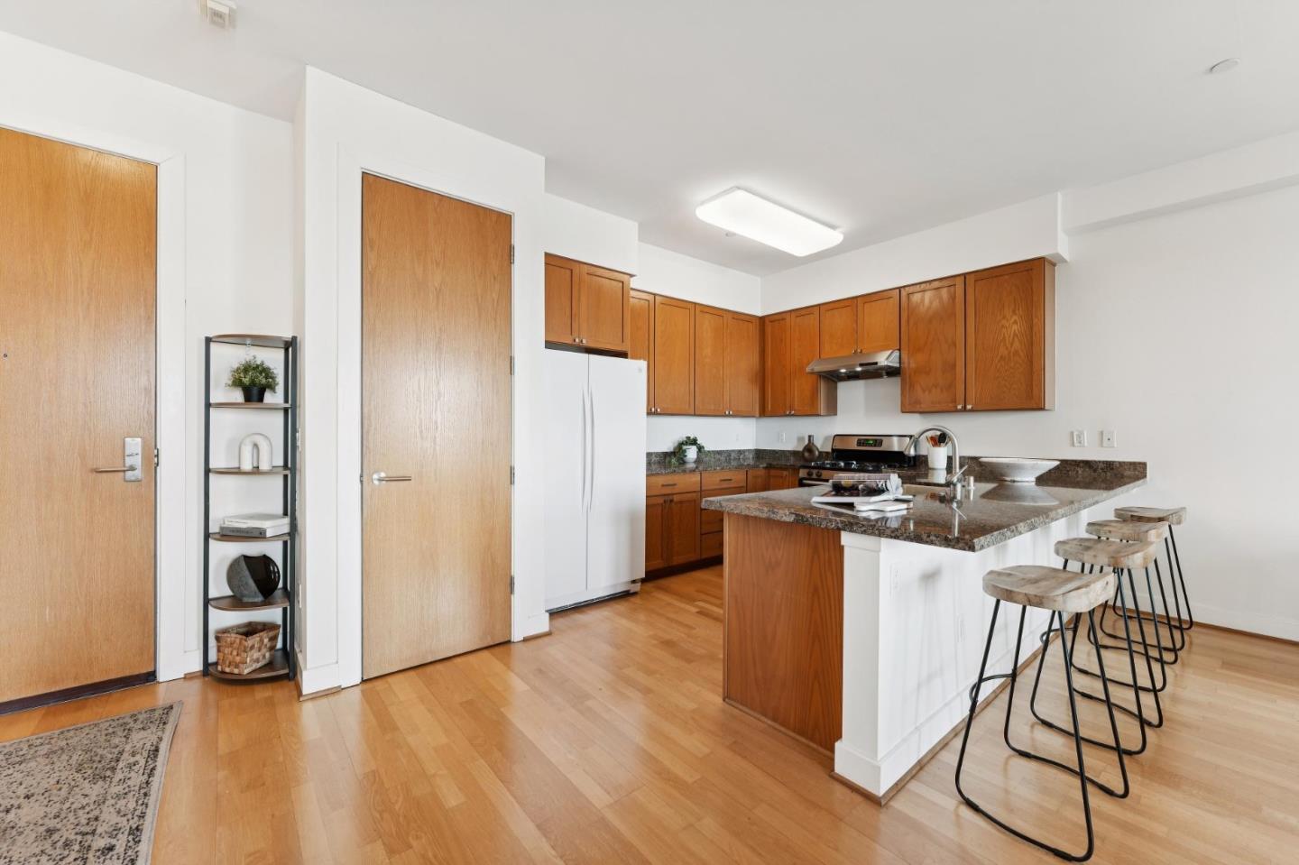 Detail Gallery Image 12 of 41 For 1020 Jackson St #502,  Oakland,  CA 94607 - 1 Beds | 1 Baths