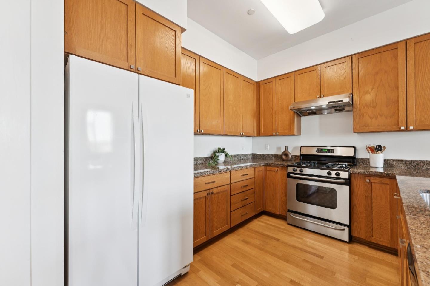 Detail Gallery Image 14 of 41 For 1020 Jackson St #502,  Oakland,  CA 94607 - 1 Beds | 1 Baths