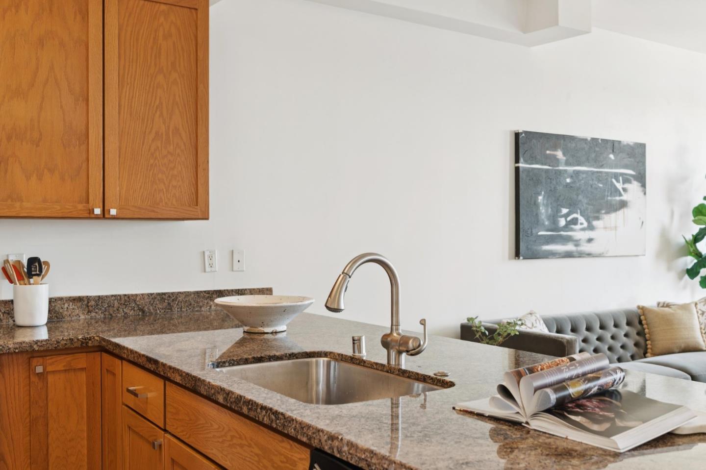 Detail Gallery Image 18 of 41 For 1020 Jackson St #502,  Oakland,  CA 94607 - 1 Beds | 1 Baths