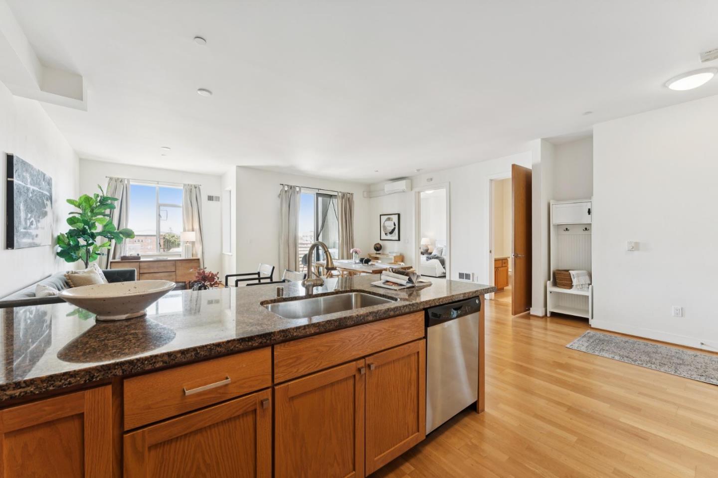 Detail Gallery Image 19 of 41 For 1020 Jackson St #502,  Oakland,  CA 94607 - 1 Beds | 1 Baths