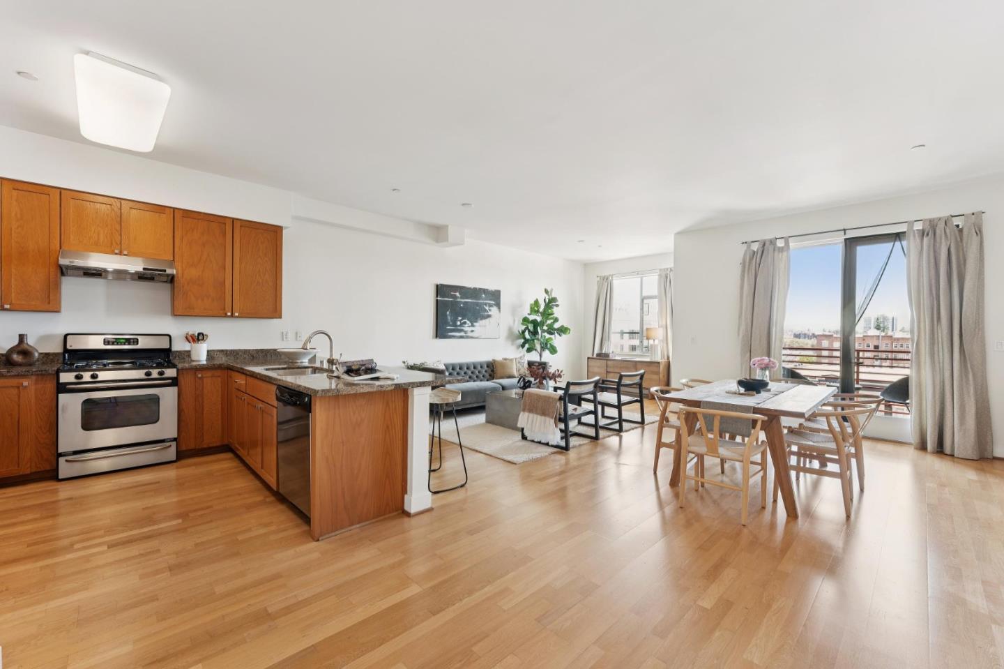 Detail Gallery Image 2 of 41 For 1020 Jackson St #502,  Oakland,  CA 94607 - 1 Beds | 1 Baths