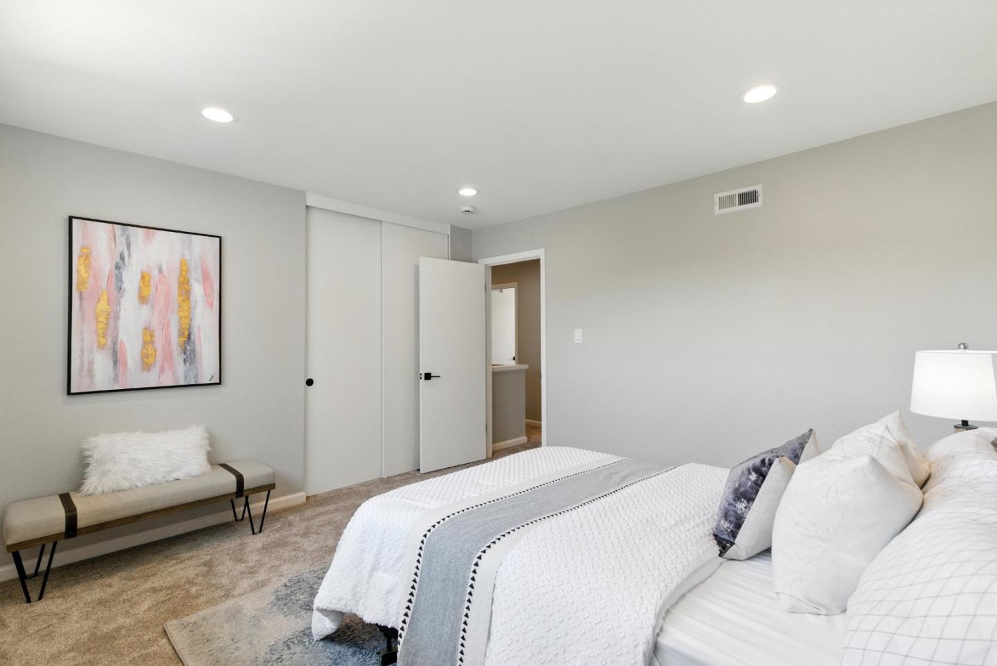 Detail Gallery Image 17 of 34 For 2924 via Encinitas, San Jose,  CA 95132 - 5 Beds | 2/1 Baths