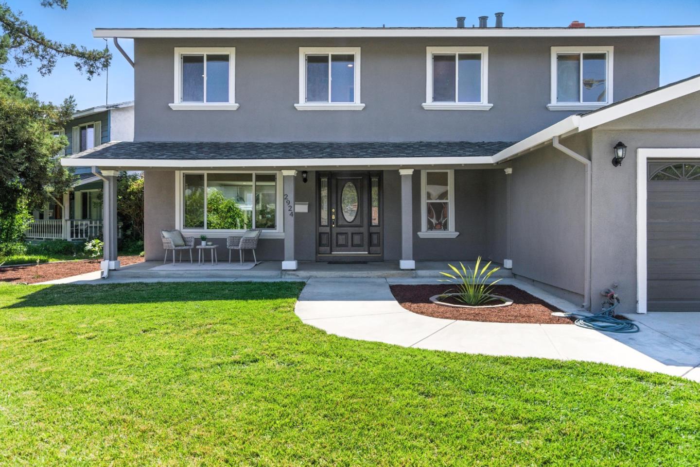 Detail Gallery Image 2 of 34 For 2924 via Encinitas, San Jose,  CA 95132 - 5 Beds | 2/1 Baths