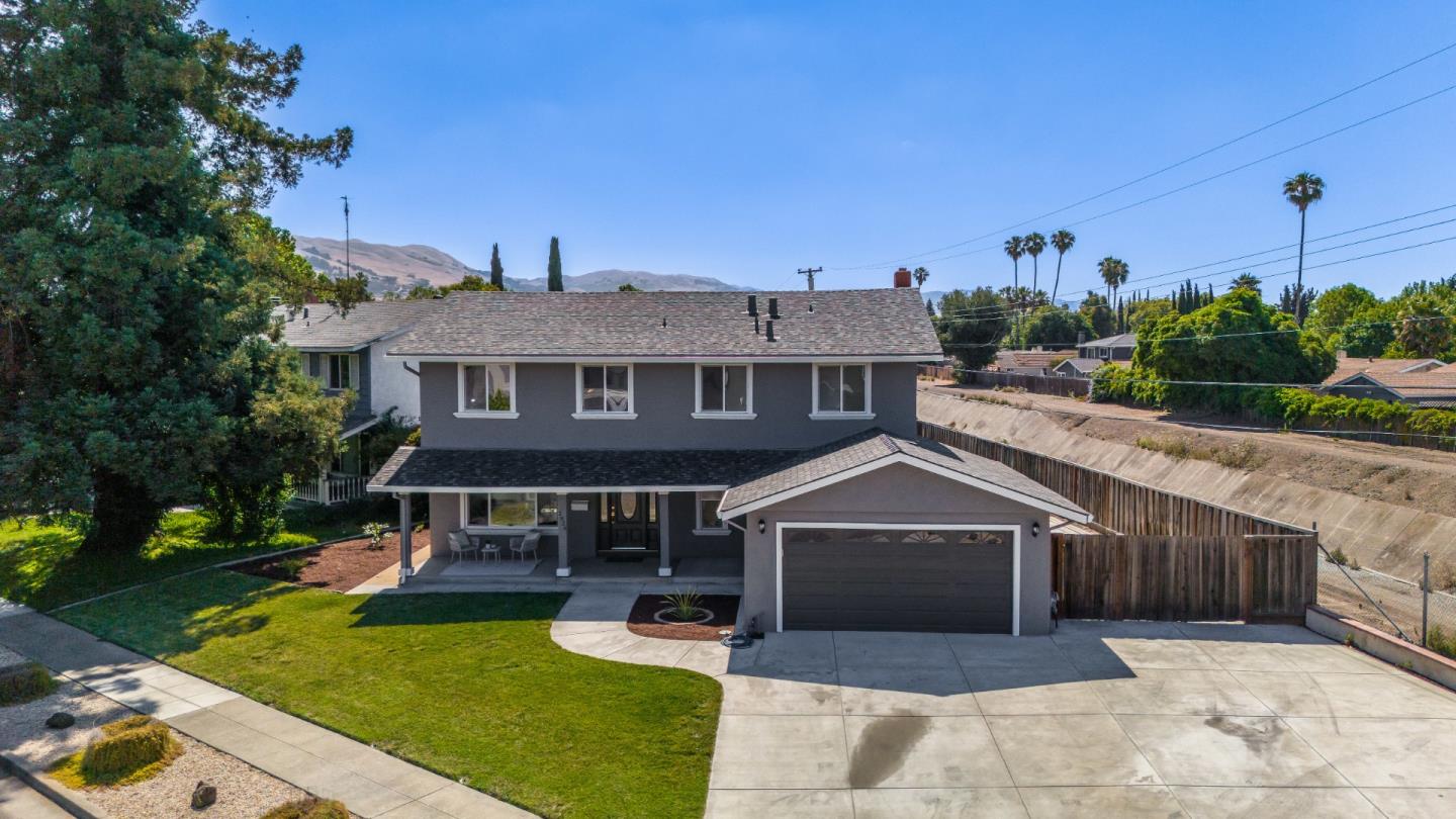 Detail Gallery Image 31 of 34 For 2924 via Encinitas, San Jose,  CA 95132 - 5 Beds | 2/1 Baths